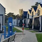 Villa6 I ロッジ *
