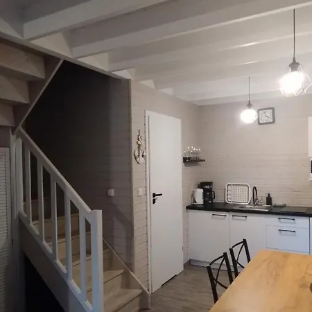 Villa6 I *