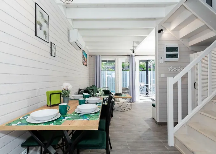 Alojamento de Turismo Selvagem Villa6 I